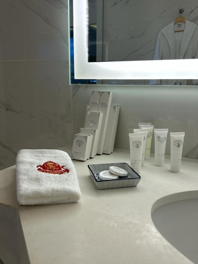 Hotel Saint Georges Beirut Al Marfa' Eksteriør billede