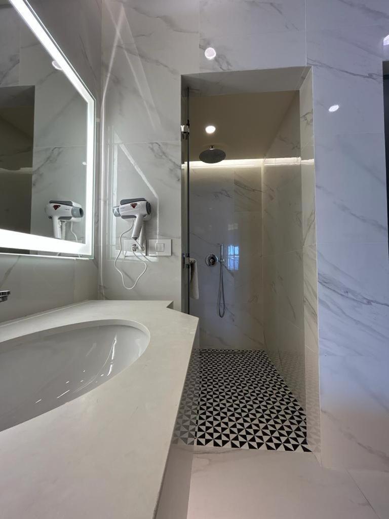 Hotel Saint Georges Beirut Al Marfa' Eksteriør billede